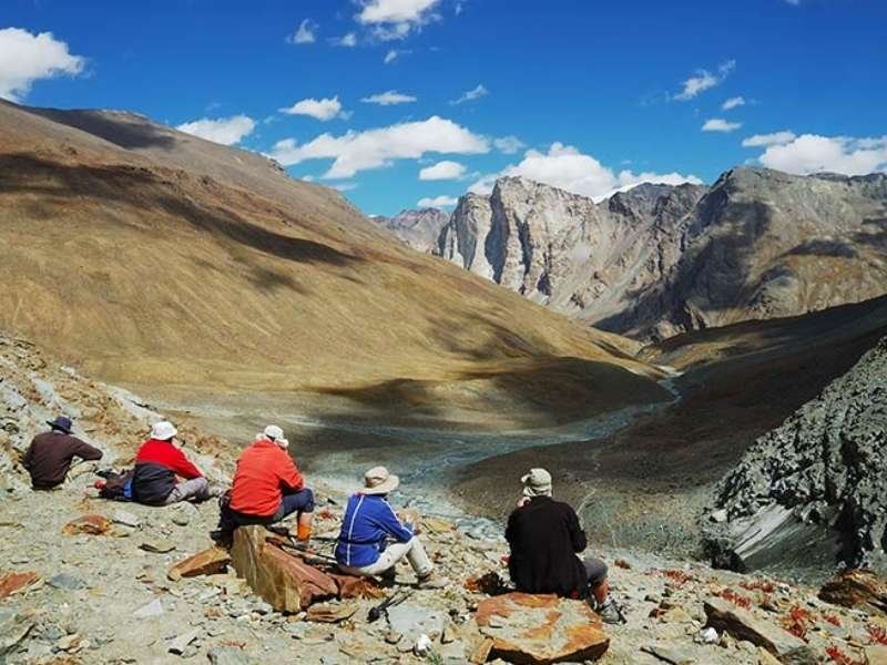 10 Amazing Treks to Enjoy in Himachal Pradesh